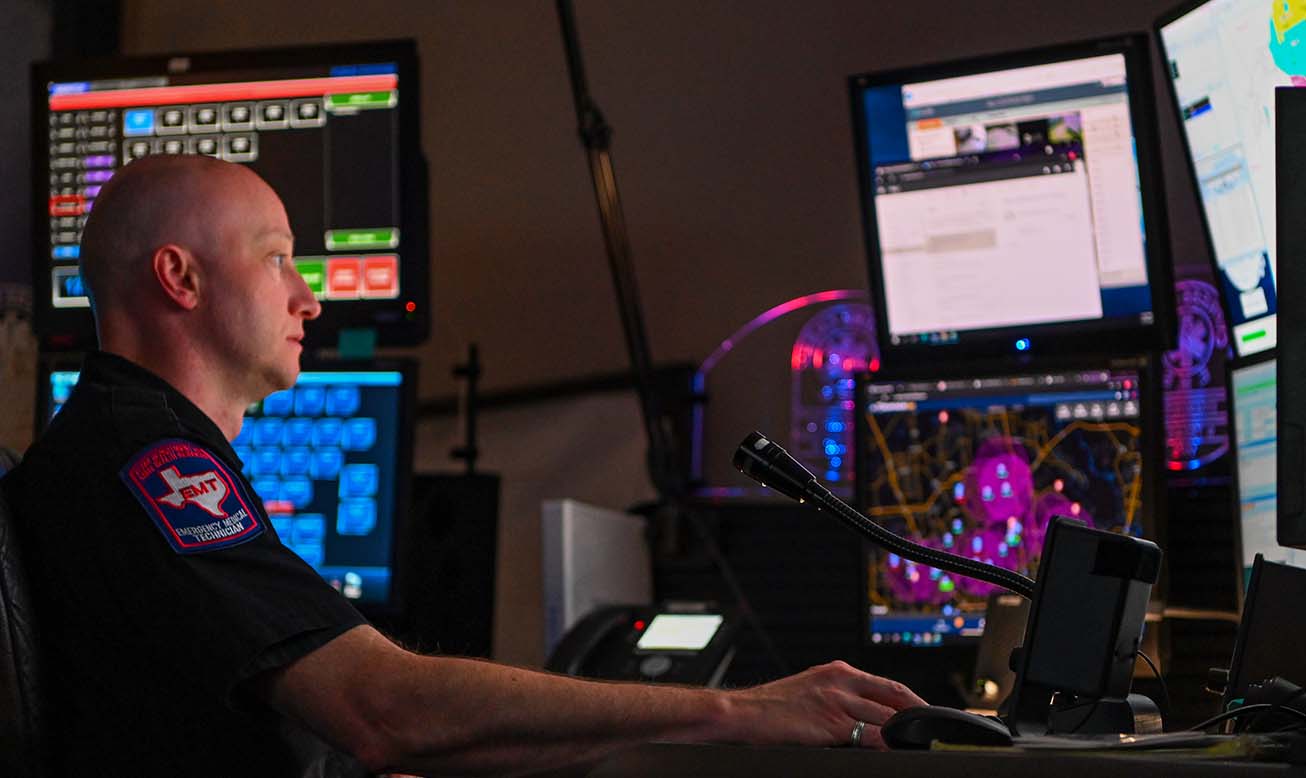 comm center ems dispatch